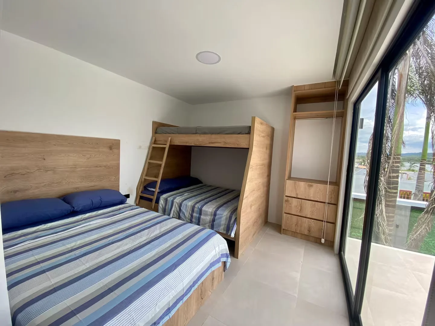 Home Arrecife — habitación 1 — vista 2