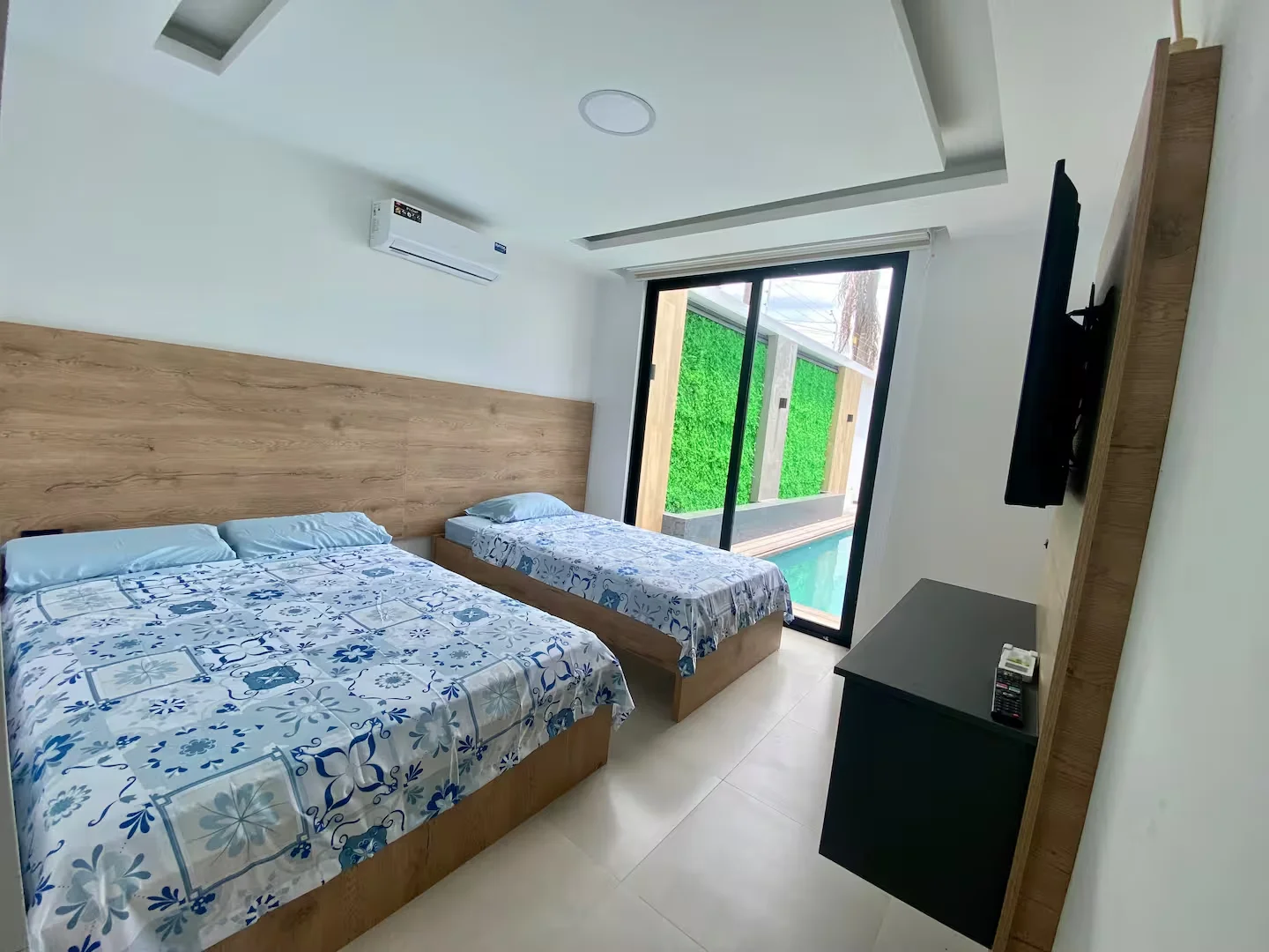 Home Arrecife — habitación 2 — 1 cama doble, 1 cama individual