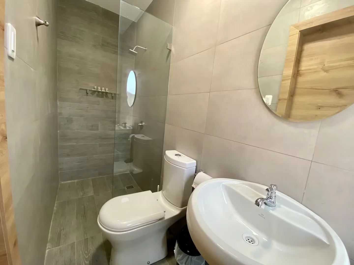 La Punta — habitación 1 — baño