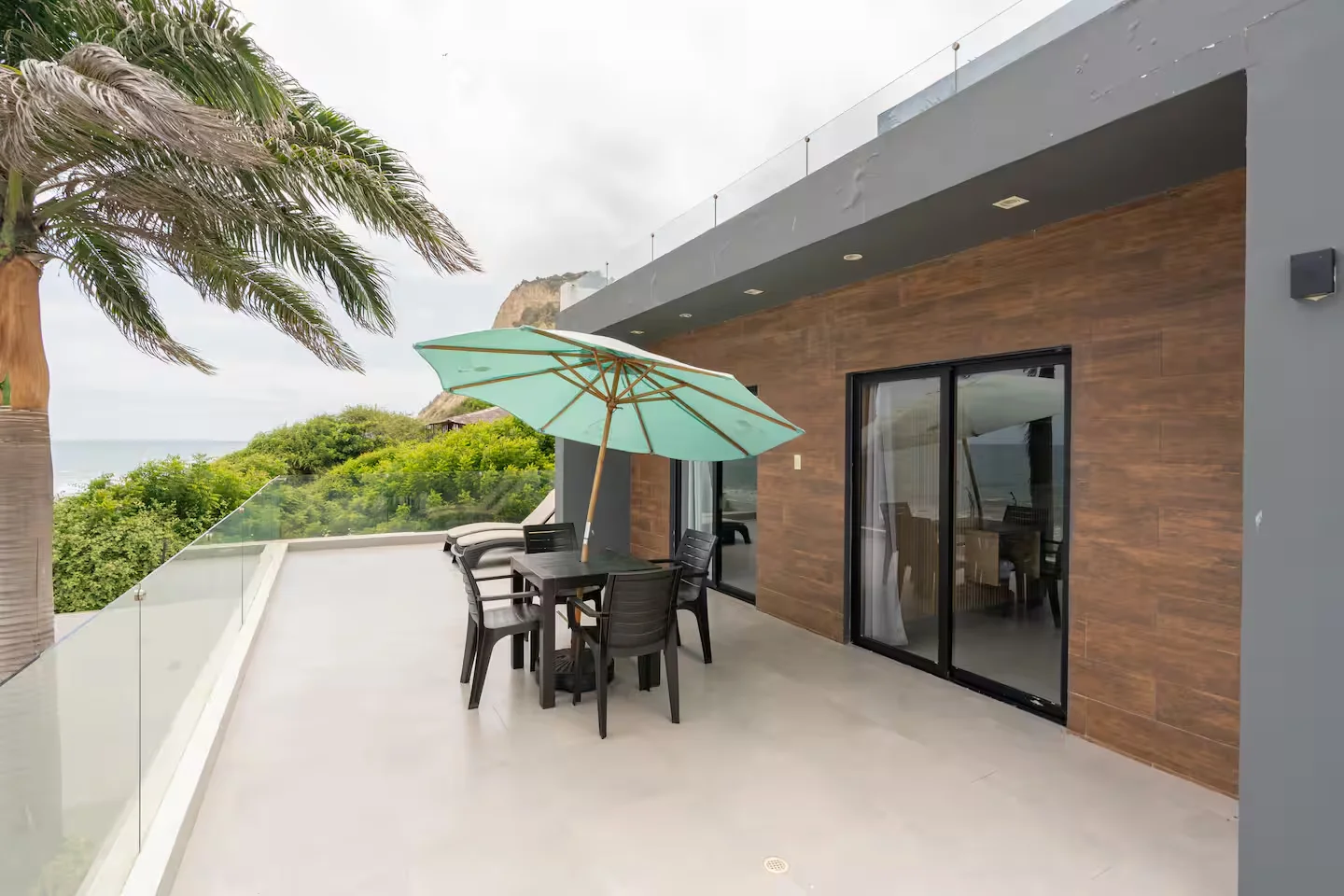 La Punta — rooftop vista 2