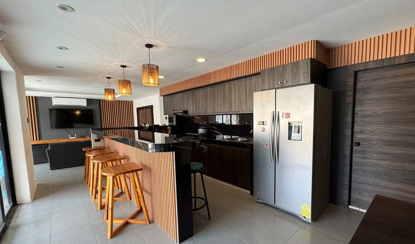 Home One — cocina