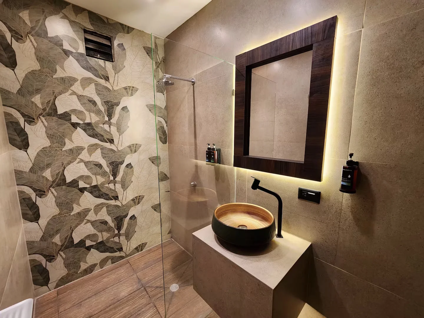 Home One — habitación 3 — baño