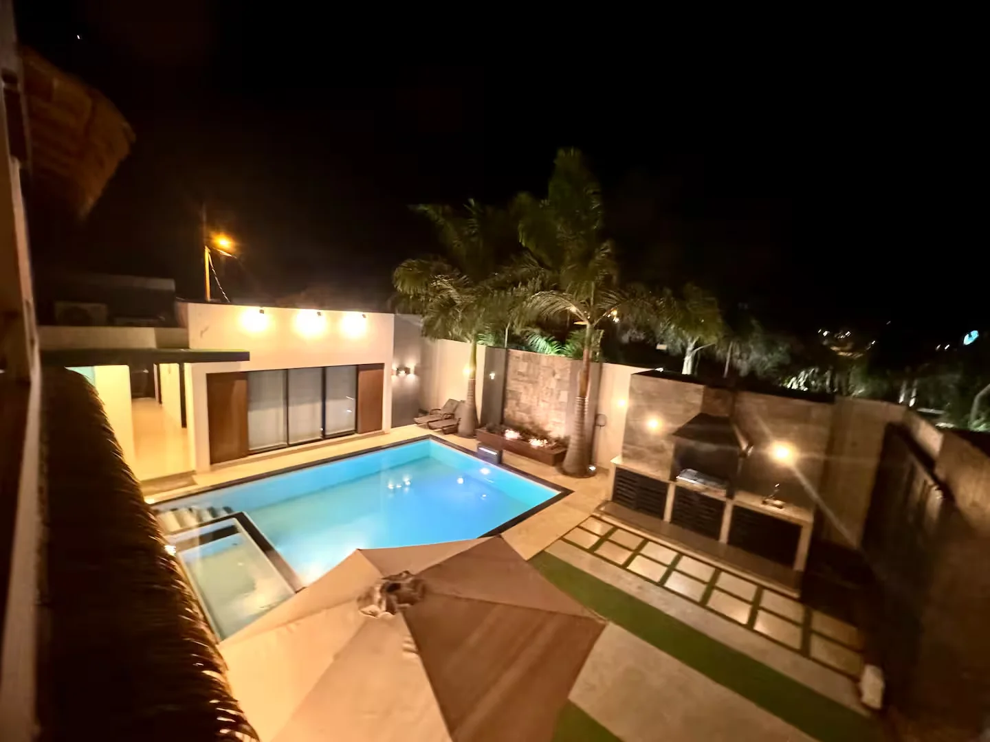 Home Two — exterior vista 4