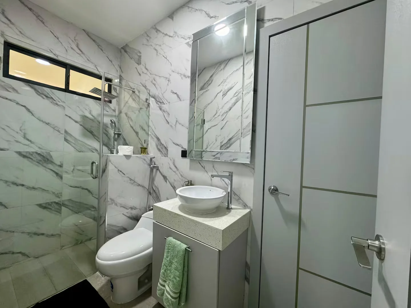 Los Pinos — habitación 1 — baño