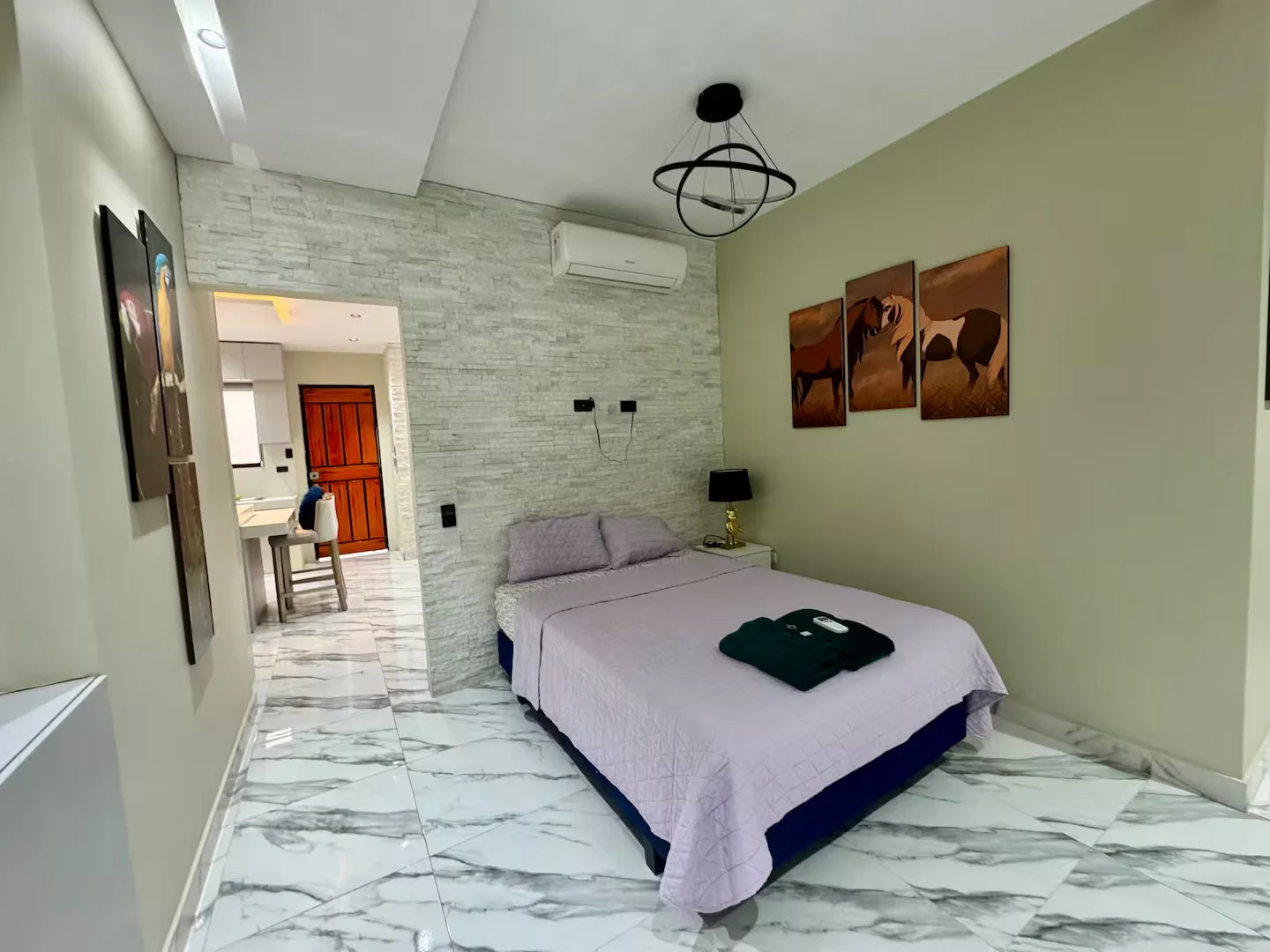 Los Pinos — habitación 3