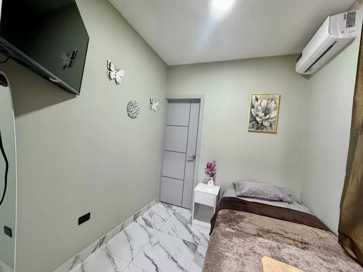 Los Pinos — habitación 6