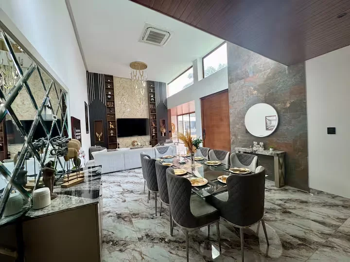 Villa Palmera — comedor
